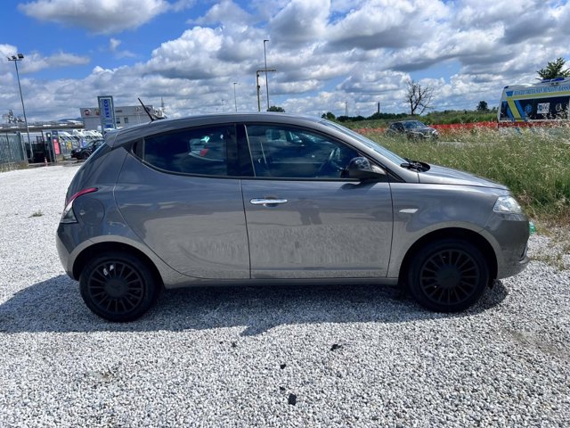 LANCIA Ypsilon 1.2 gold 69cv
