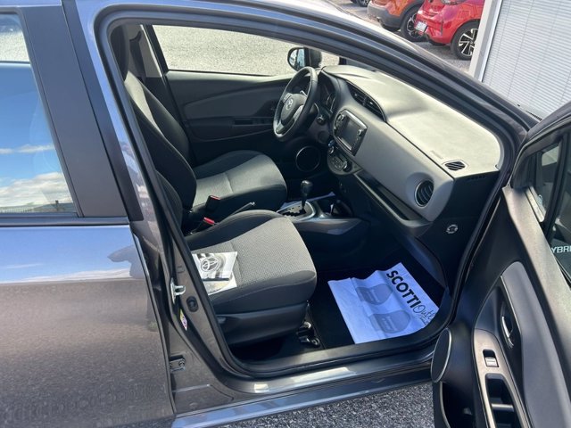 TOYOTA Yaris 1.5 Hybrid 5 porte Active