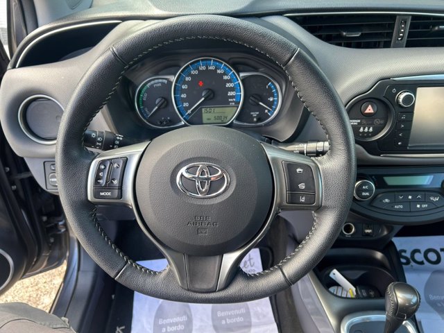 TOYOTA Yaris 1.5 Hybrid 5 porte Active