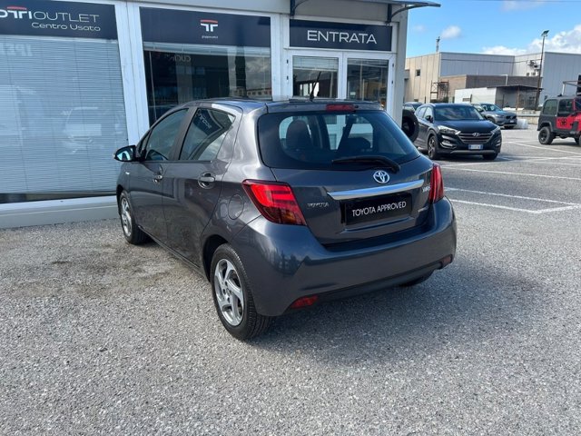 TOYOTA Yaris 1.5 Hybrid 5 porte Active