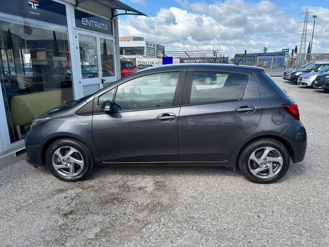 TOYOTA Yaris 1.5 Hybrid 5 porte Active