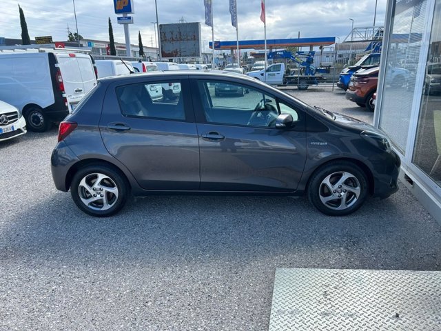 TOYOTA Yaris 1.5 Hybrid 5 porte Active