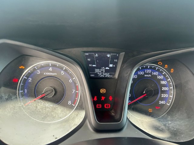 HYUNDAI Ix20 1.4 app mode my18