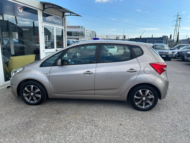 HYUNDAI Ix20 1.4 app mode my18