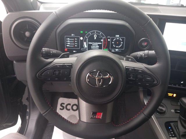 TOYOTA Gr yaris 1.6 circuit dat-8