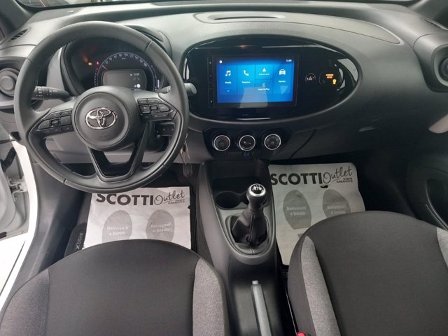TOYOTA Aygo x 1.0 active 72cv