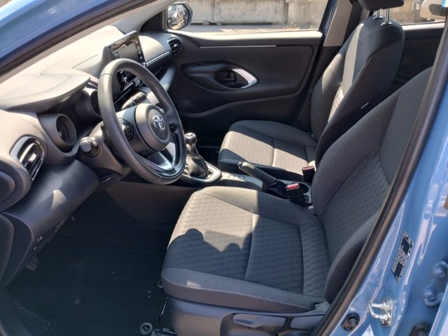 TOYOTA Yaris 1.0 trend
