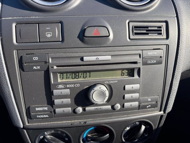FORD Fiesta 5p 1.2 titanium