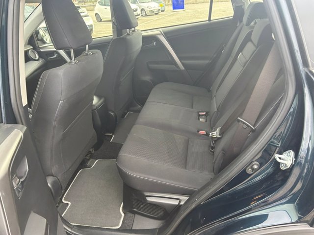 TOYOTA RAV4 2.5 Hybrid 2WD Active