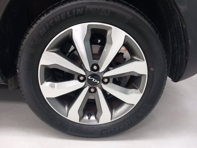KIA Stonic 1.2 dpi style s/navi pack 84cv