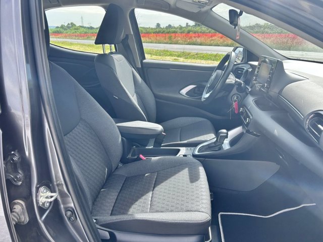 TOYOTA Yaris 1.5 Hybrid 5 porte Trend