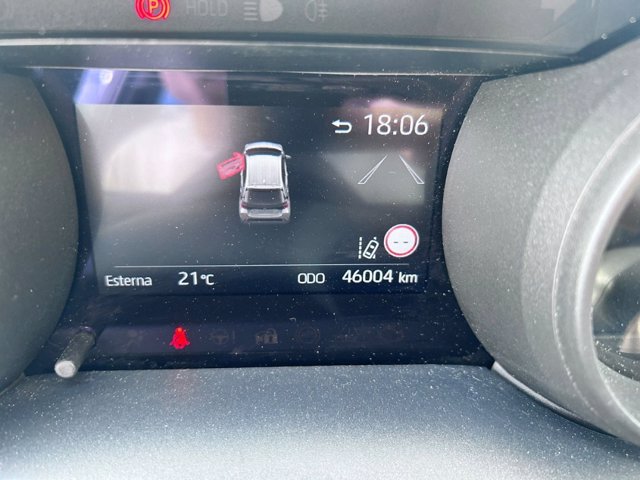 TOYOTA Yaris 1.5 Hybrid 5 porte Trend
