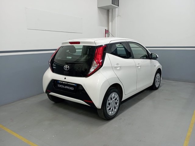 TOYOTA Aygo Connect 1.0 VVT-i 72 CV 5 porte x-play