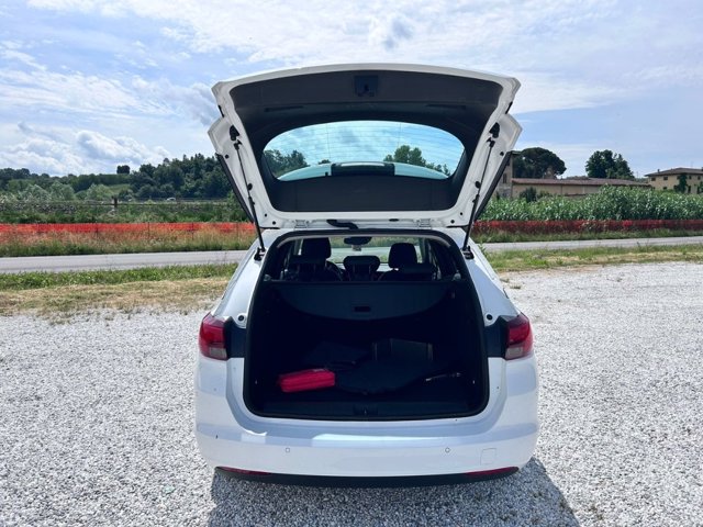 OPEL Astra Sports Tourer 1.5 CDTI 105cv Business Elegance