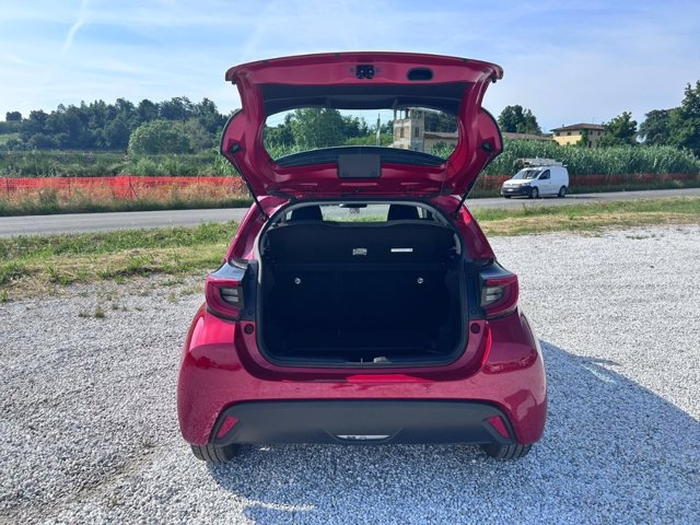 TOYOTA Yaris 1.5 Hybrid 5 porte Trend