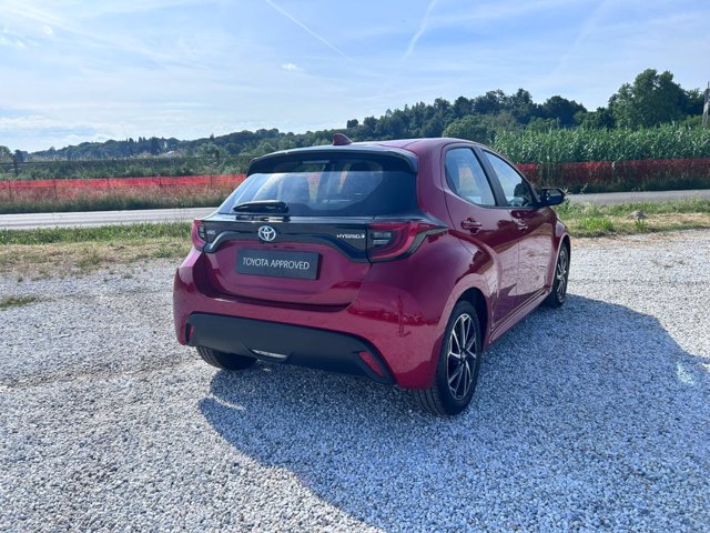 TOYOTA Yaris 1.5 Hybrid 5 porte Trend