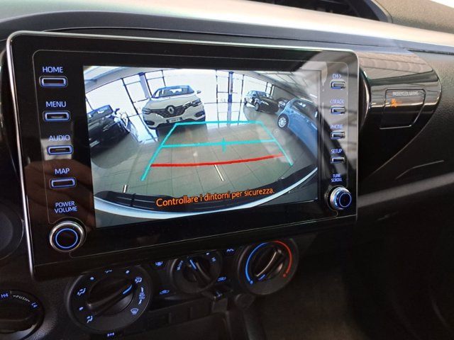 TOYOTA Hilux 2.4 d-4d extra cab lounge 4wd
