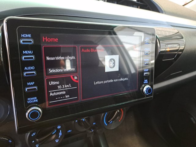 TOYOTA Hilux 2.4 d-4d extra cab lounge 4wd
