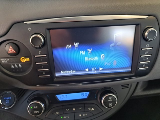 TOYOTA Yaris 1.5 Hybrid 5 porte Active