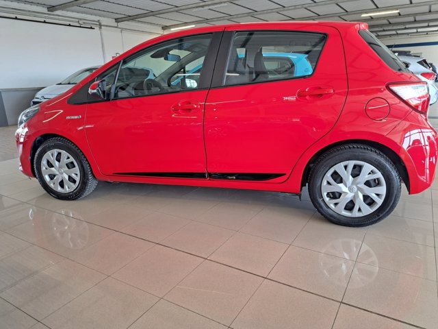 TOYOTA Yaris 1.5 Hybrid 5 porte Active