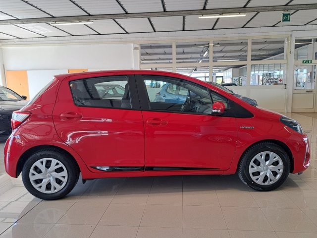 TOYOTA Yaris 1.5 Hybrid 5 porte Active
