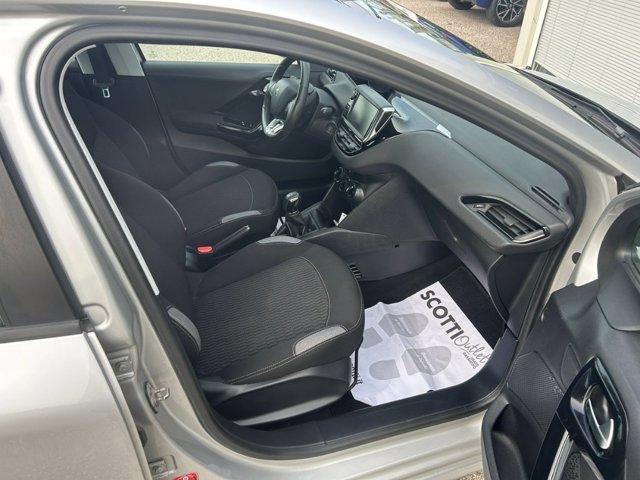 PEUGEOT 208 PureTech 82 5 porte Active