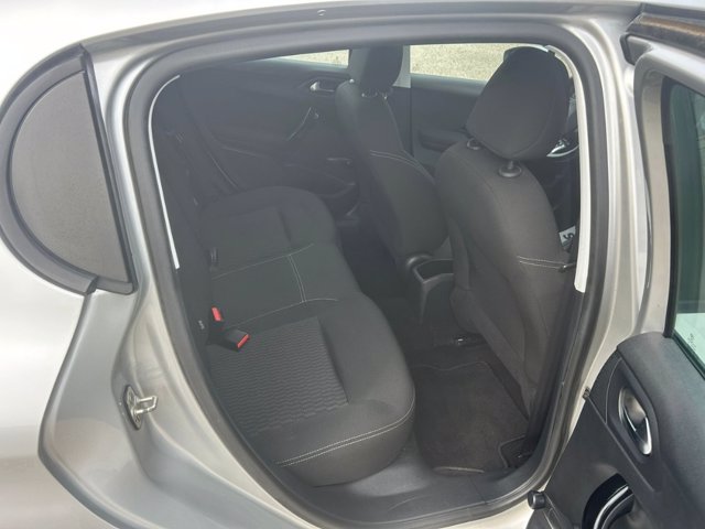 PEUGEOT 208 PureTech 82 5 porte Active