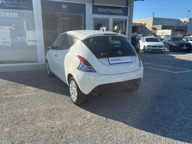 LANCIA Ypsilon 1.2 8v platinum 69cv e6