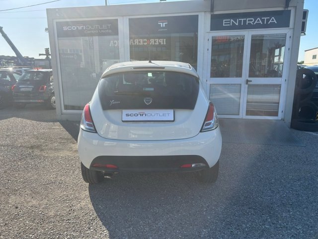 LANCIA Ypsilon 1.2 8v platinum 69cv e6