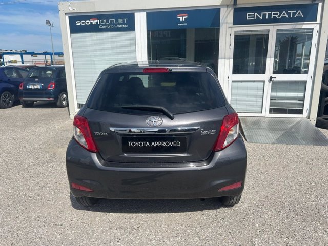TOYOTA Yaris 5p 1.3 active