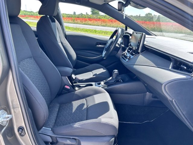 TOYOTA Corolla 1.8 Hybrid Active