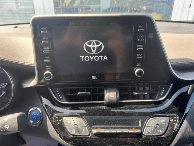 TOYOTA C-HR 1.8 Hybrid E-CVT Black Edition