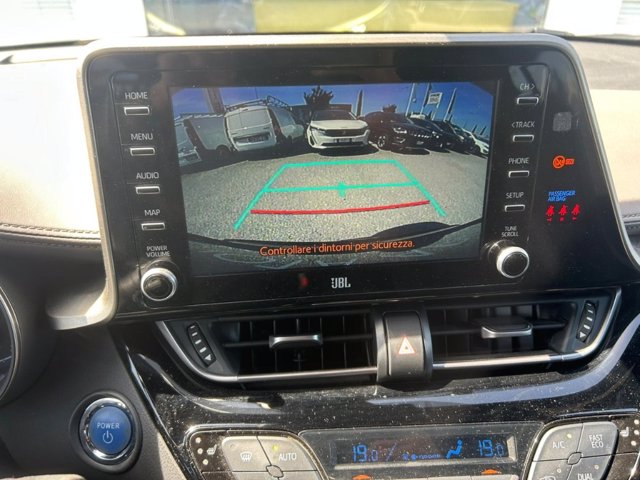 TOYOTA C-HR 1.8 Hybrid E-CVT Black Edition