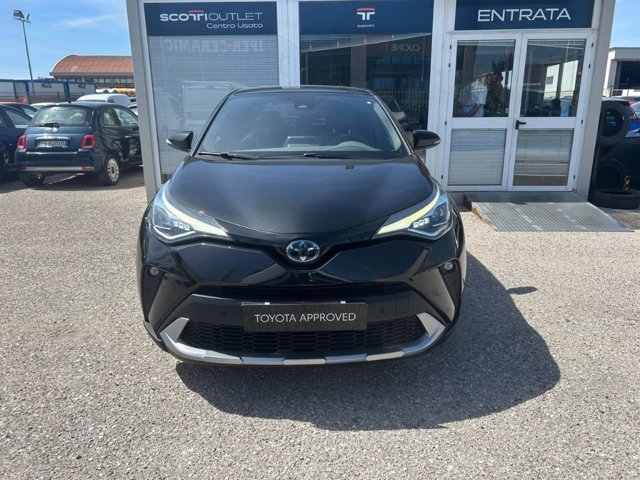 TOYOTA C-HR 1.8 Hybrid E-CVT Black Edition
