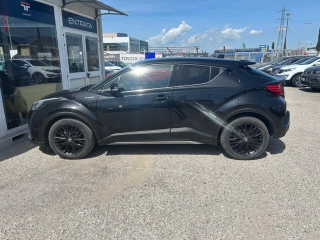 TOYOTA C-HR 1.8 Hybrid E-CVT Black Edition
