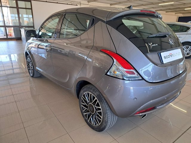 LANCIA Ypsilon 1.0 firefly hybrid silver s&s 70cv