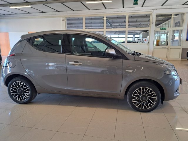 LANCIA Ypsilon 1.0 firefly hybrid silver s&s 70cv