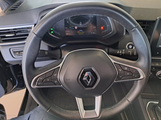 RENAULT Clio 1.6 e-tech hybrid business 140cv auto