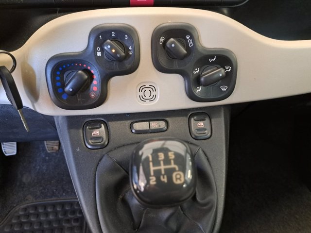 FIAT Panda 0.9 t.air t. natural power easy 80cv e5+