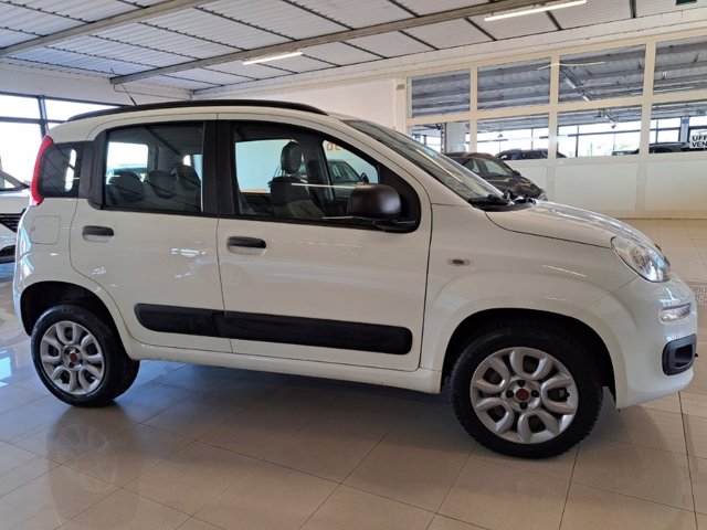 FIAT Panda 0.9 t.air t. natural power easy 80cv e5+
