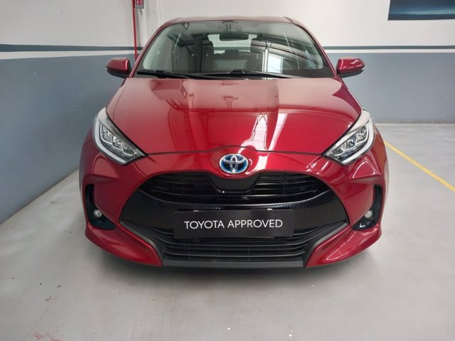 TOYOTA Yaris 1.5h trend