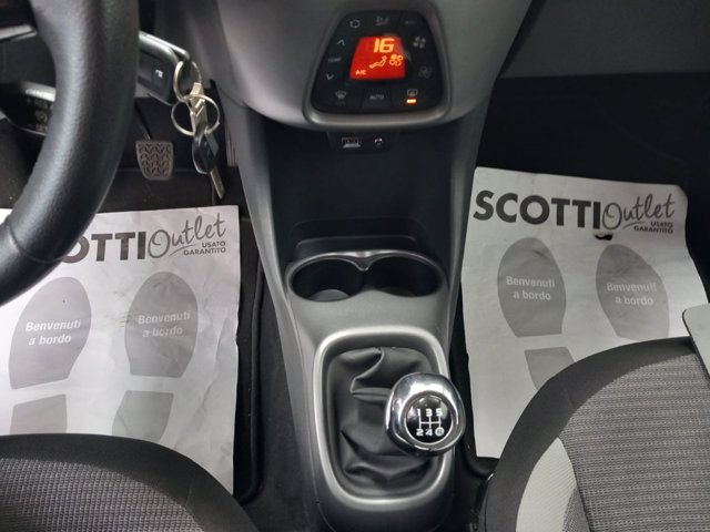 TOYOTA Aygo Connect 1.0 VVT-i 72 CV 5 porte x-play