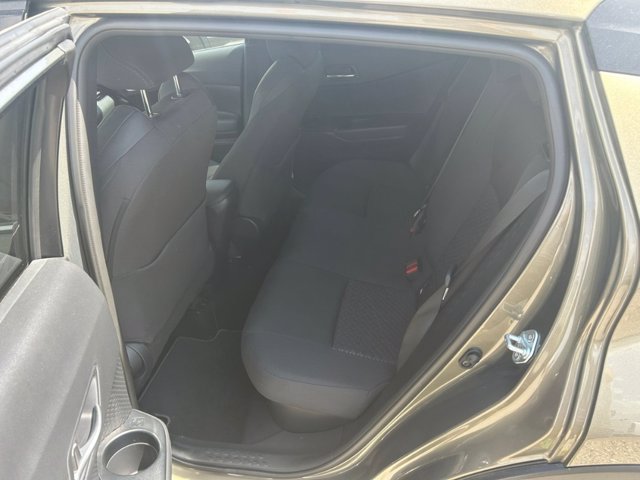 TOYOTA C-hr 1.8h trend e-cvt