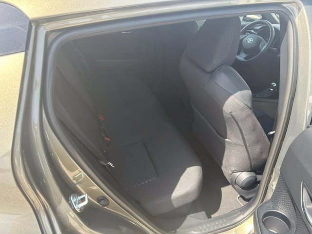 TOYOTA C-hr 1.8h trend e-cvt