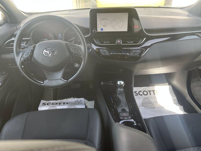 TOYOTA C-hr 1.8h trend e-cvt
