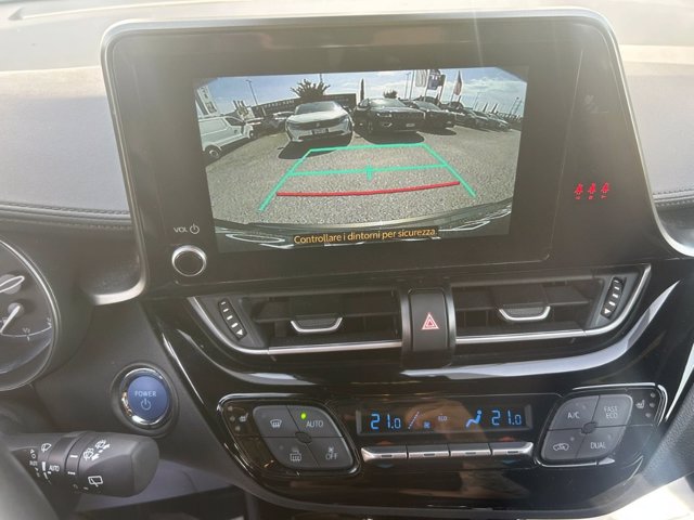 TOYOTA C-hr 1.8h trend e-cvt