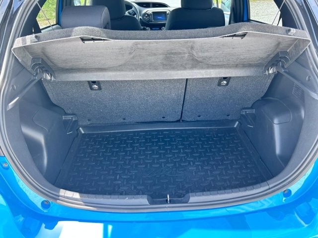 TOYOTA Yaris 1.5 Hybrid 5 porte Trend "Cyan Edition"