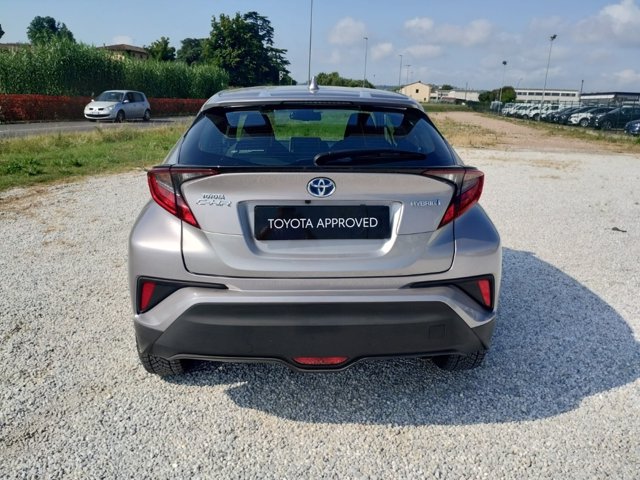 TOYOTA C-hr 1.8h business e-cvt