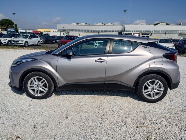 TOYOTA C-hr 1.8h business e-cvt