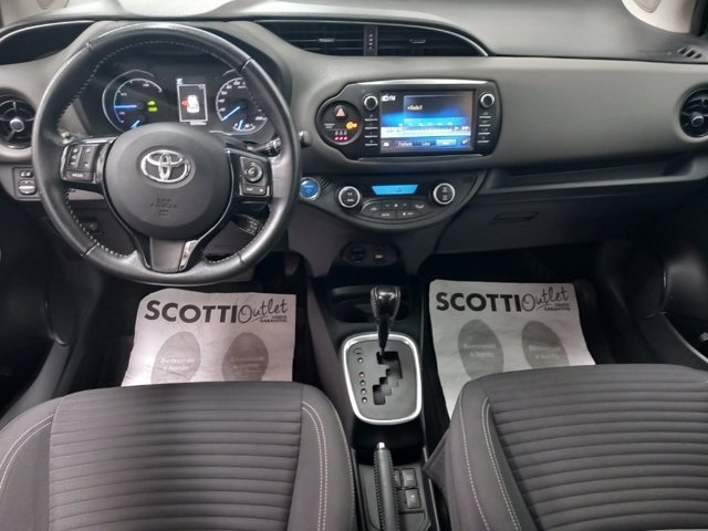 TOYOTA Yaris 1.5 Hybrid 5 porte Active